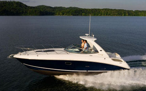 Sea Ray Boat Repairs in and near Grosse Pointe Michigan